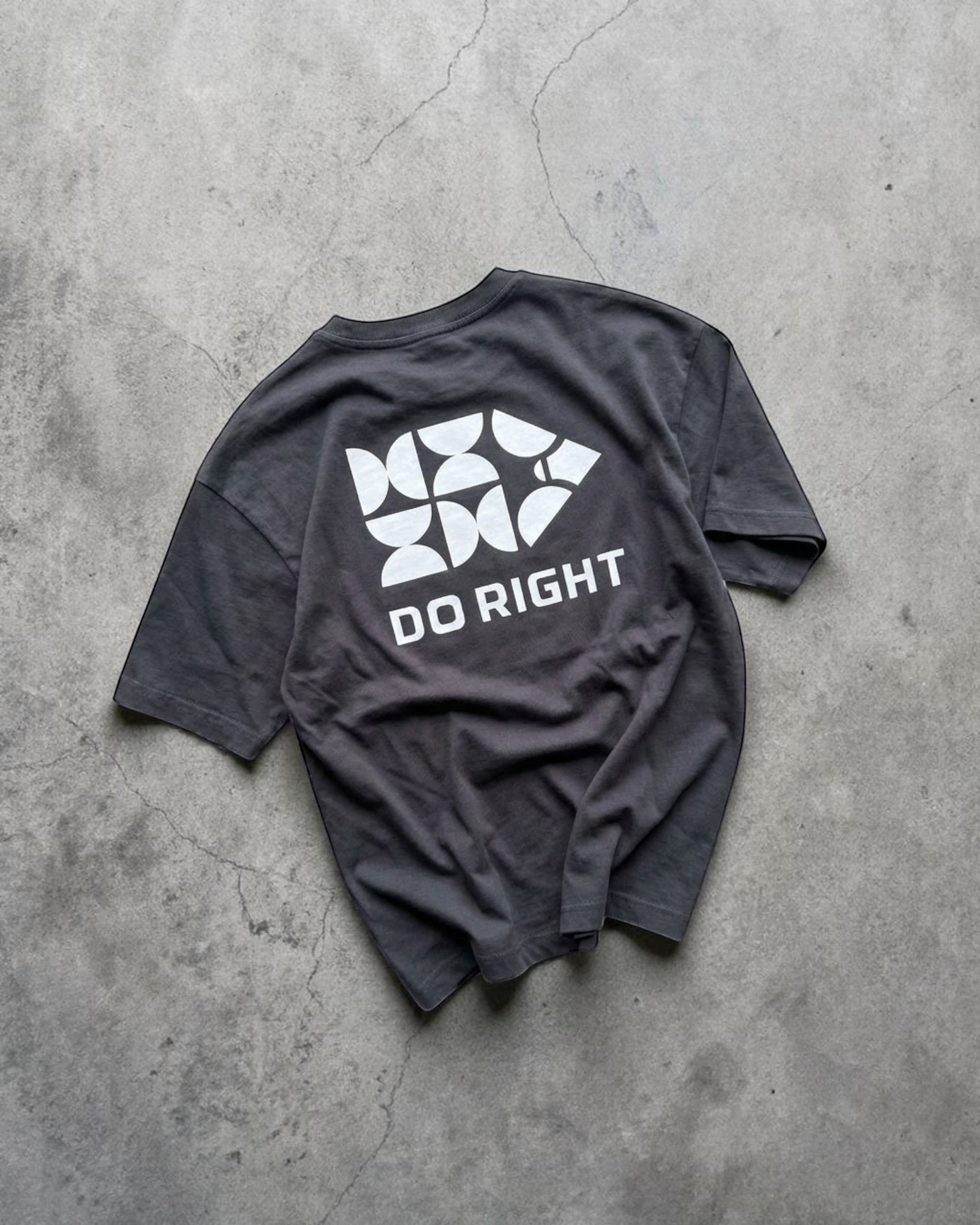 FALLR wear white 100% cotton graphic print t-shirt with "DO RIGHT" text and geometric design.