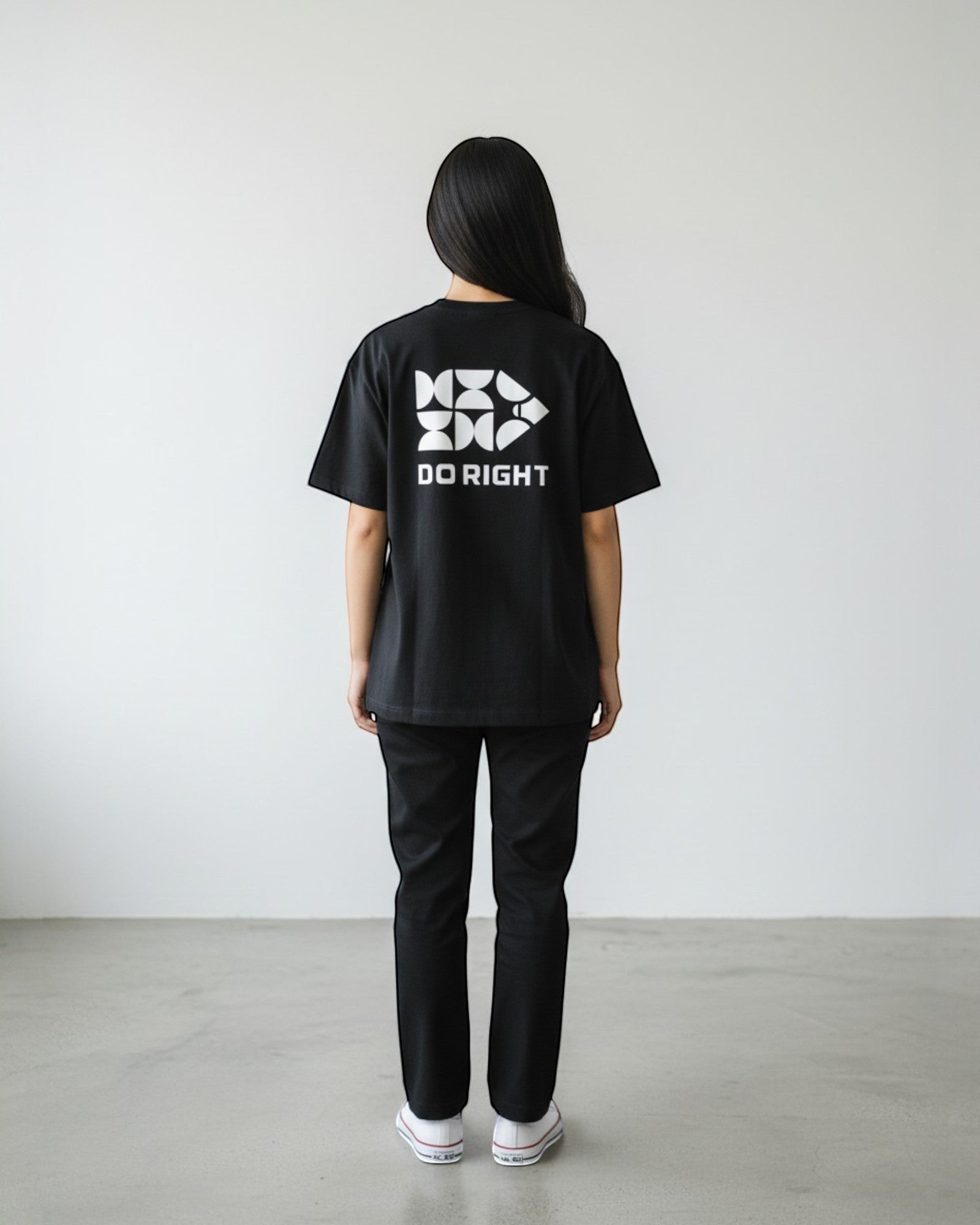 FALLR wear black 100% cotton oversized t-shirt with white "DO RIGHT" graphic print on back.