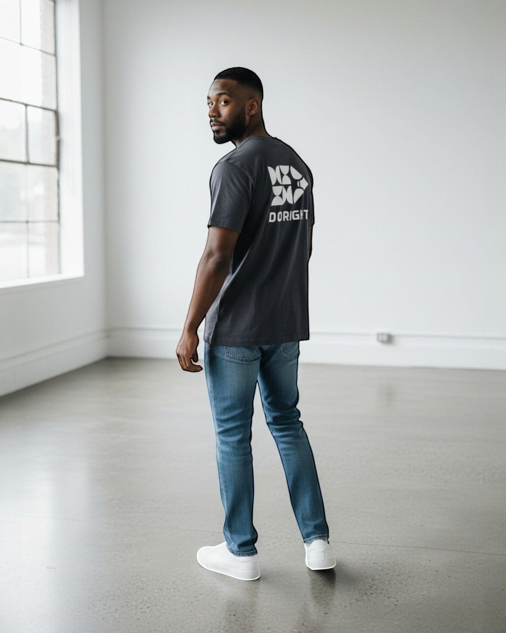 FALLR wear men's dark grey 100% cotton oversized t-shirt with white "DO RIGHT" graphic print on back.