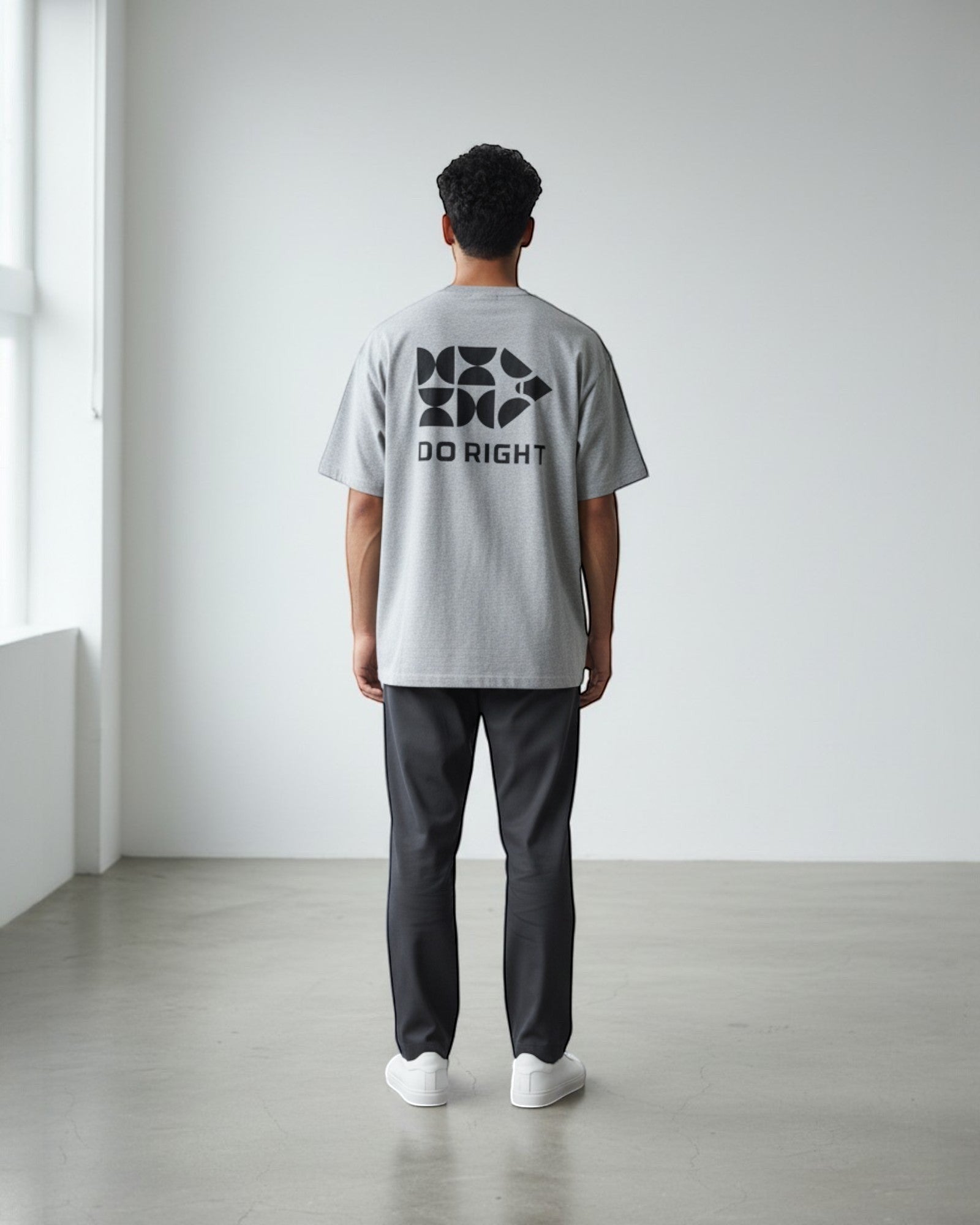 FALLR wear grey 100% cotton oversized t-shirt with black 'DO RIGHT' graphic print on back.